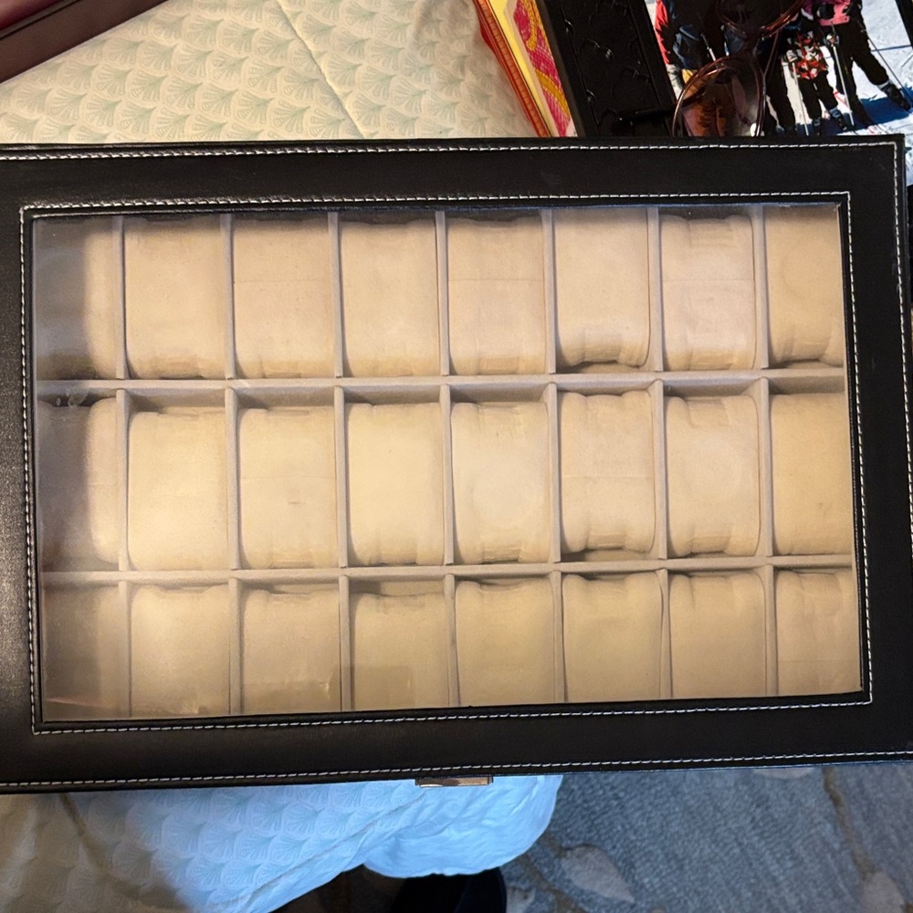 Black Watch Display Case. Holds 24